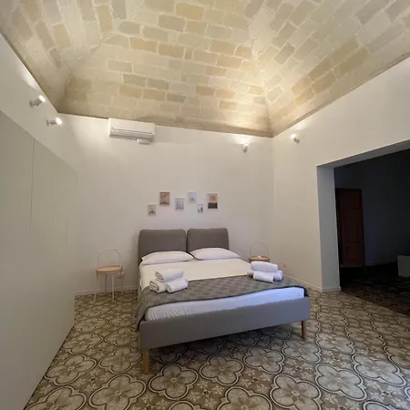 Bed & Breakfast Le Stanze Di Marlu 3*